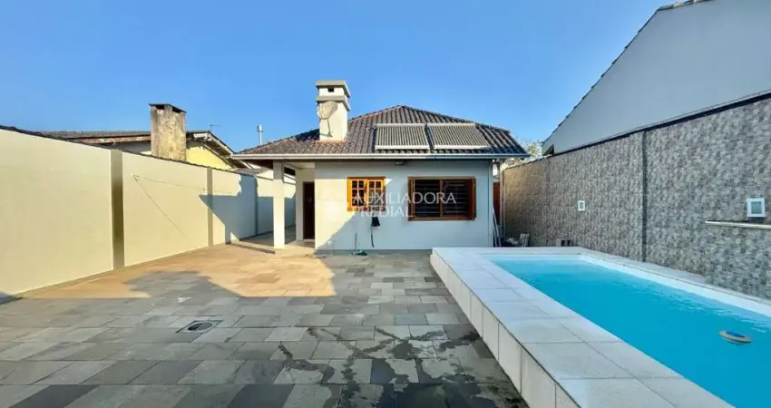 Casa com 4 quartos à venda na Rua Santa Cruz, 1472, Niterói, Canoas