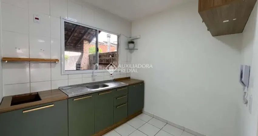 Casa em condomínio fechado com 2 quartos à venda na Rua dos Guaramirins, 303, Igara, Canoas
