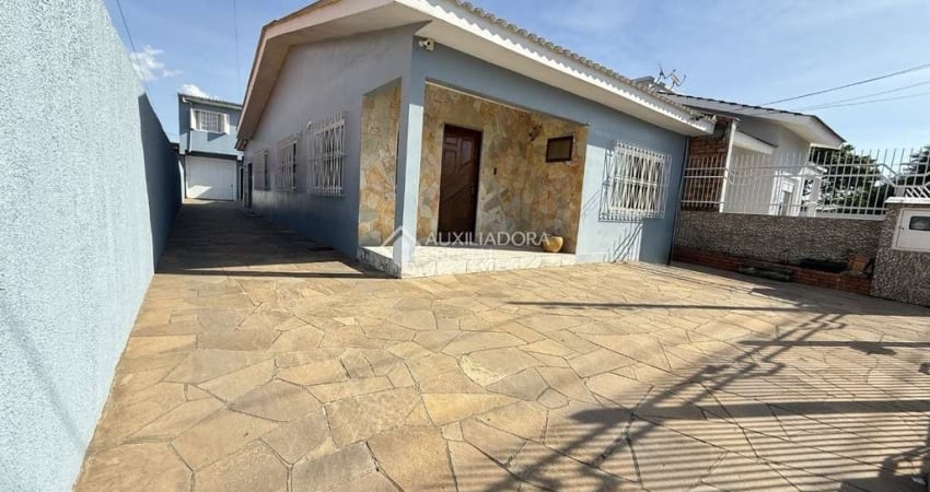 Casa com 4 quartos à venda na Rua Boa Esperança, 1048, Rio Branco, Canoas