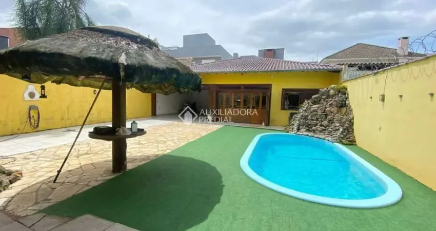 Casa com 4 quartos à venda na Avenida Açucena, 1217, Estância Velha, Canoas