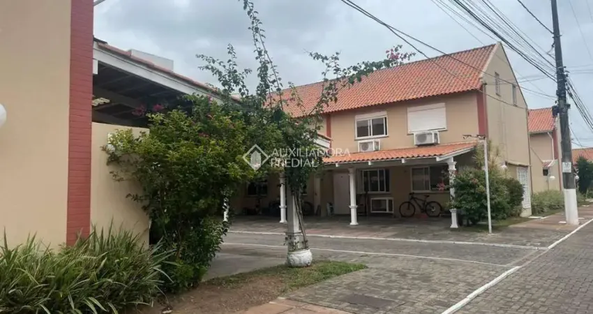 Casa em condomínio fechado com 2 quartos à venda na Rua Treze de Maio, 630, Rio Branco, Canoas