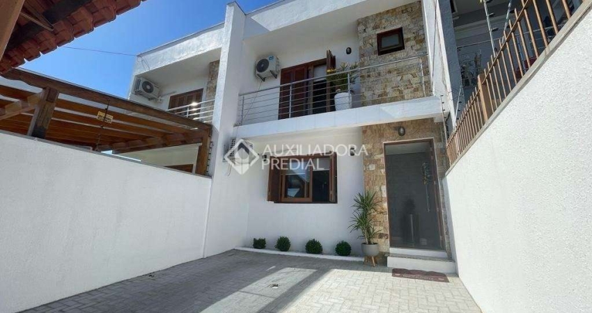 Casa com 3 quartos à venda na Rua Melton Ignácio Both, 47, São José, Canoas