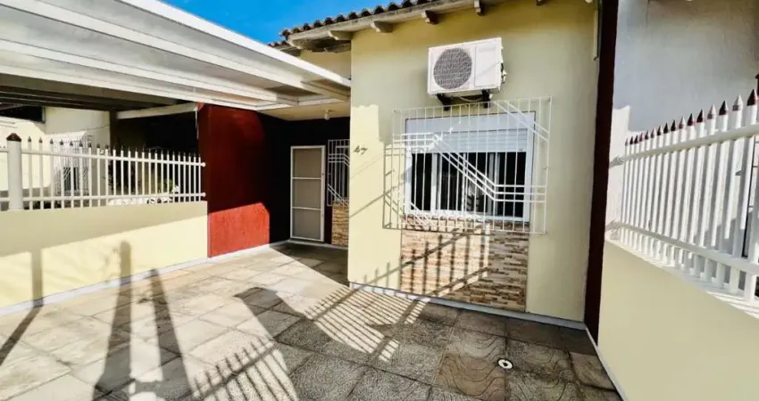 Casa com 2 quartos à venda na Santa Madalena, 47, Olaria, Canoas