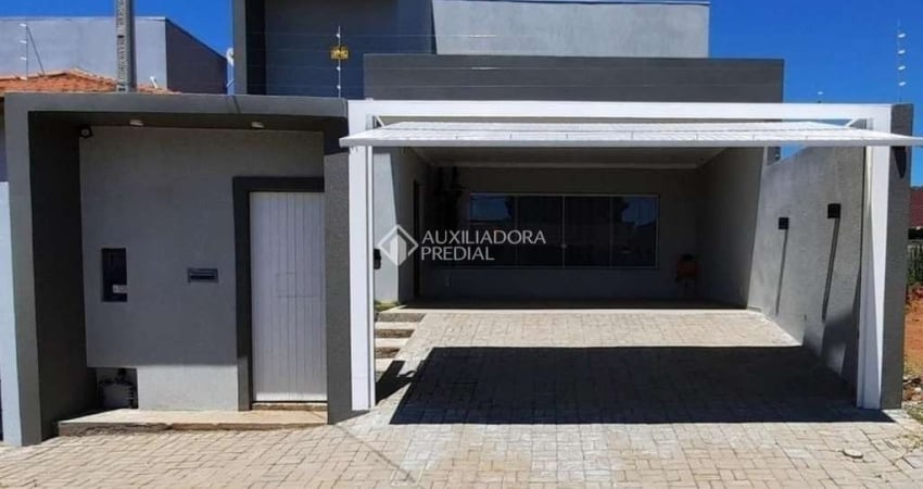Casa com 2 quartos para alugar na Avenida Armando Fajardo, 3059, Igara, Canoas