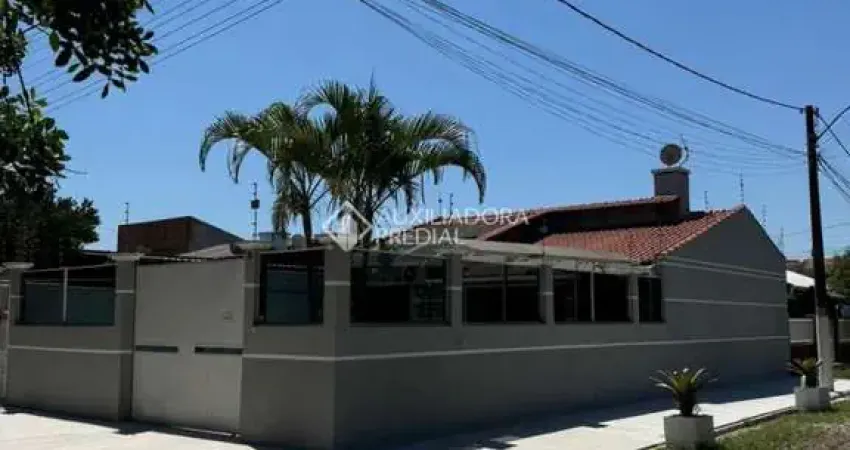 Casa com 2 quartos à venda na Olympia, 9, Mato Grande, Canoas