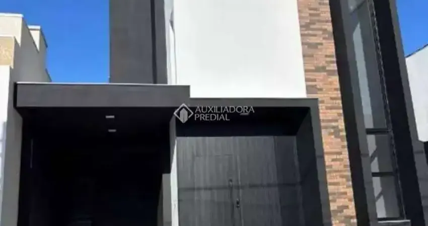 Casa em condomínio fechado com 3 quartos à venda na Avenida Mendanha, 500, Centro, Viamão