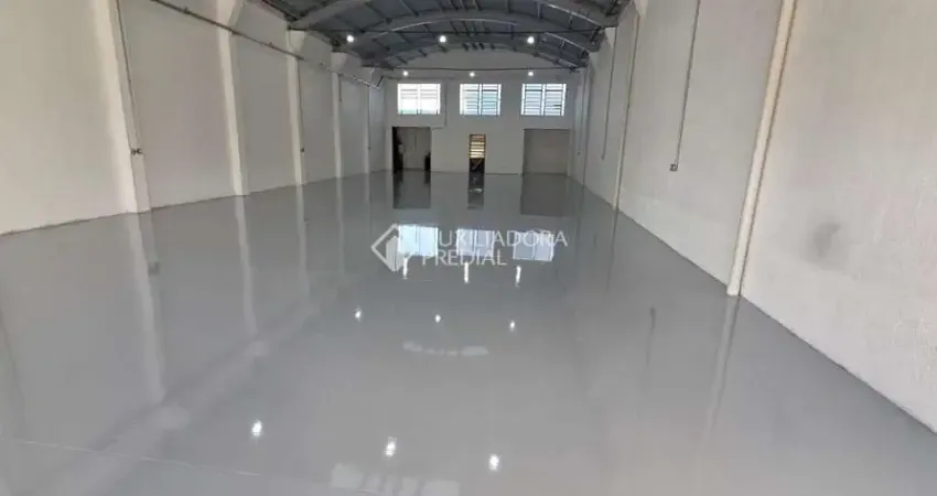 Barracão / Galpão / Depósito para alugar na Avenida Getúlio Vargas, 3291, Nossa Senhora das Graças, Canoas