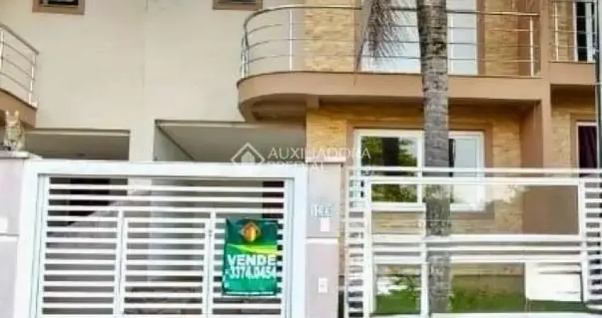 Casa com 3 quartos para alugar na Remi Ferazzo, 137, São José, Canoas