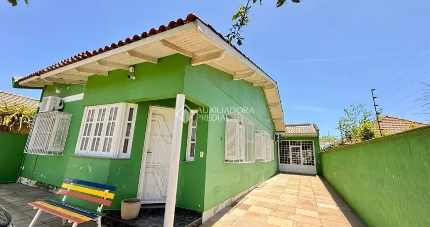 Casa com 3 quartos à venda na Rua Primavera, 223, Rio Branco, Canoas