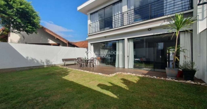 Casa com 3 quartos à venda na Rua do Beija-Flor, 77, Lagoa da Conceição, Florianópolis