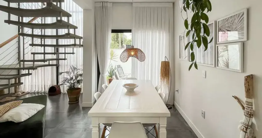 Casa com 3 quartos à venda na Servidão Eurico Leopoldo Rodrigues, 808, Rio Tavares, Florianópolis