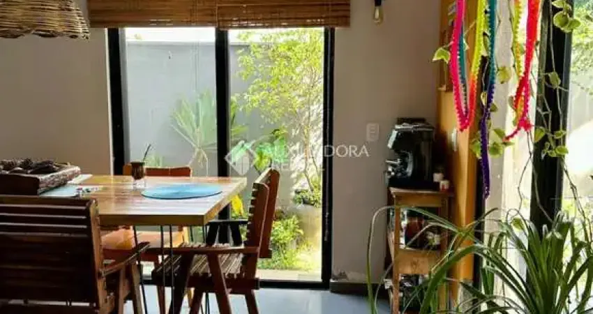 Casa com 3 quartos à venda na Servidão Venâncio Bernardino das Chagas, 1, Rio Tavares, Florianópolis