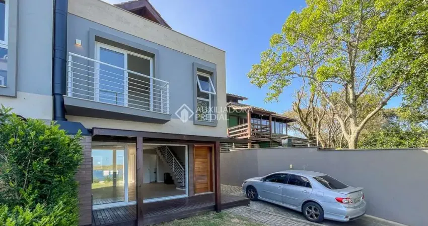 Casa com 3 quartos à venda na Avenida Campeche, 3553, Campeche, Florianópolis