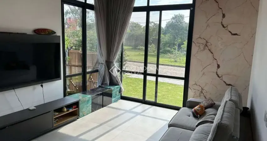 Casa em condomínio fechado com 3 quartos à venda na Rua Manoel Pedro Vieira, 688, Morro das Pedras, Florianópolis