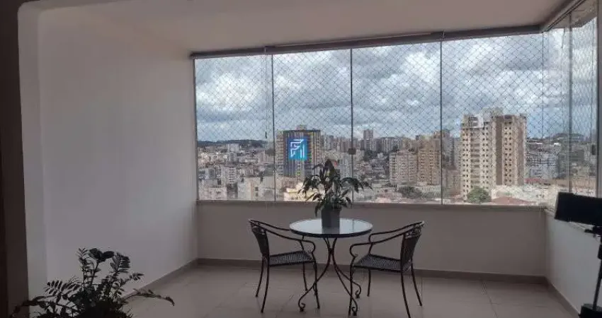 Apartamento 160 m2, Centro, 3 dormitórios, 1suíte, Reformado