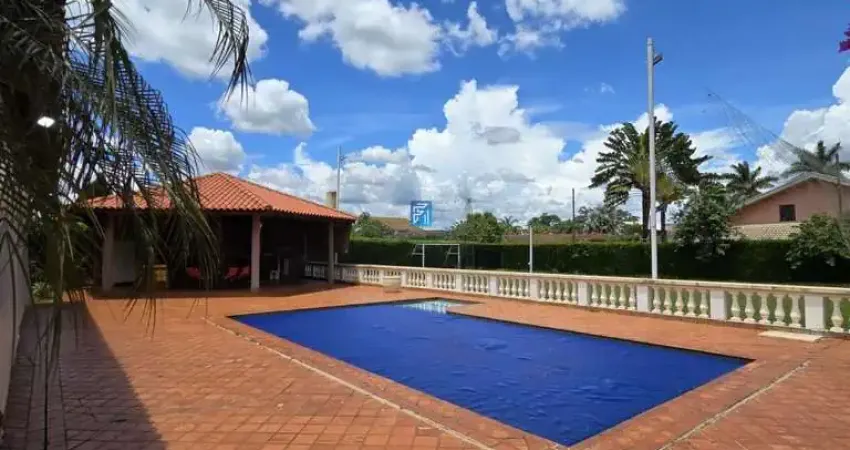 Casa à venda no Condomínio Village 1 - Jardinópolis