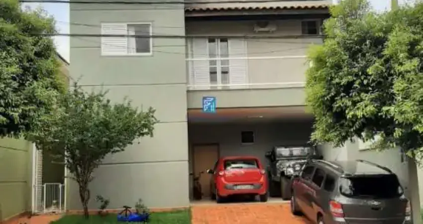 Casa tipo sobrado, 180m2 de construção, armários, Condomínio