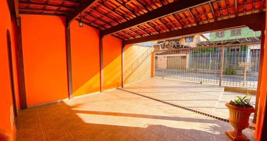 Casa com 3 quartos à venda no Parque Recreio, Contagem 