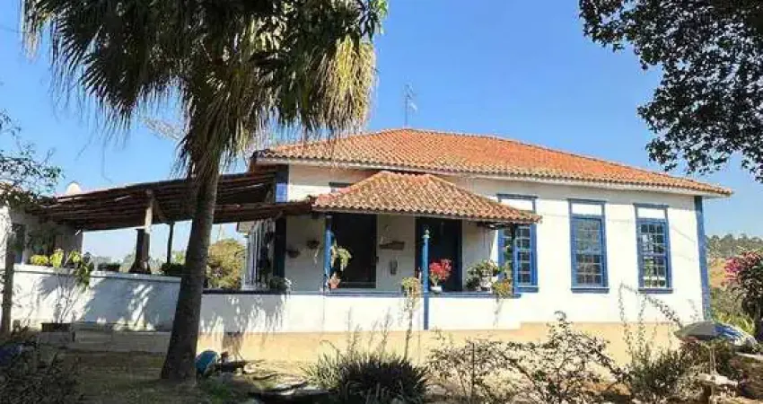 Fazenda / Sítios / Chácaras com 7 quartos à venda em Desterro De Entre Rios