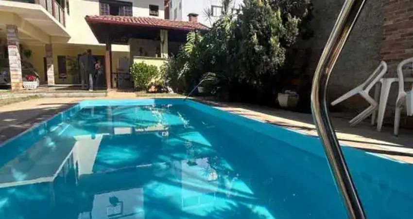 Casa com 4 quartos para alugar no Castelo, Belo Horizonte