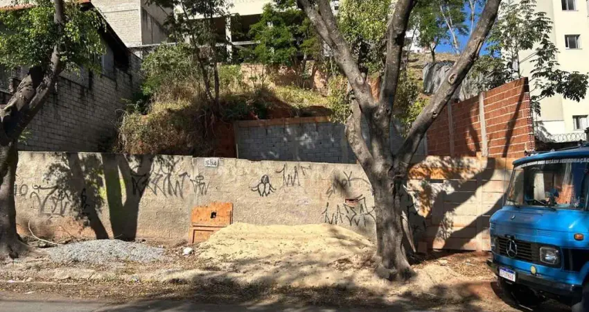 Terreno à venda em Manacás, Belo Horizonte 