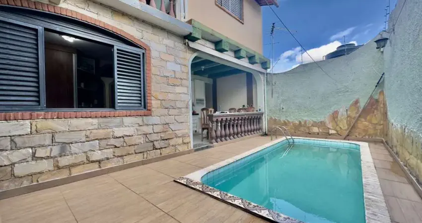 Casa com 4 quartos à venda no Alípio de Melo, Belo Horizonte 