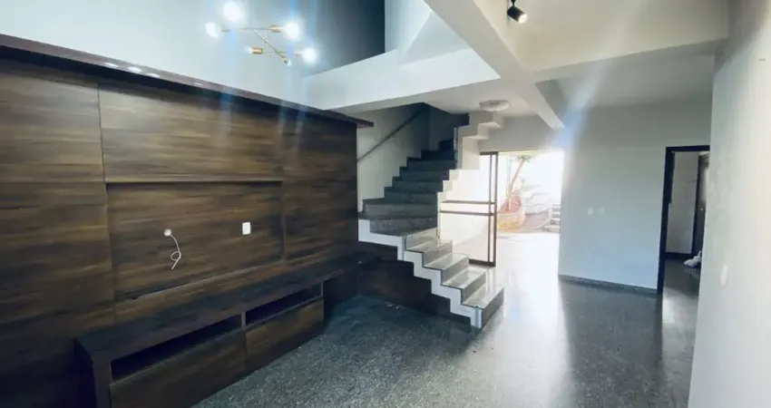 Casa Geminada com 5 quartos para alugar em Belo Horizonte