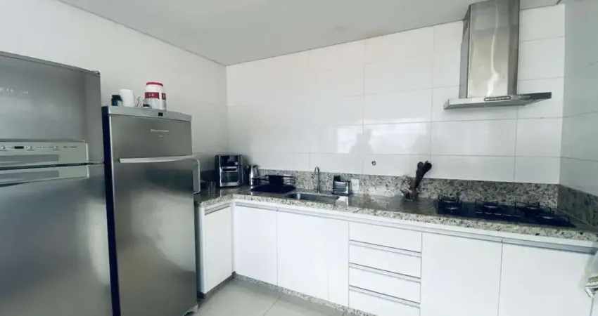 Cobertura com 4 quartos para alugar no Cabral, Contagem