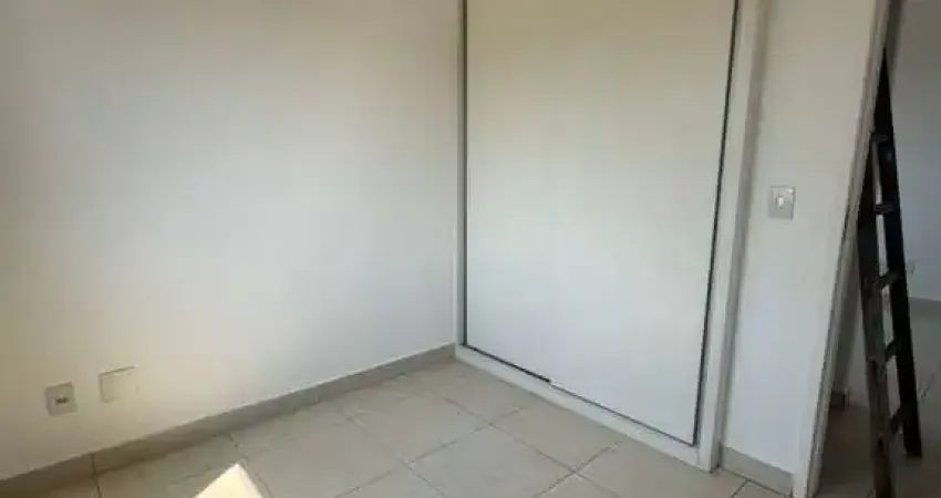 Casa com 2 quartos para alugar no Castelo, Belo Horizonte 