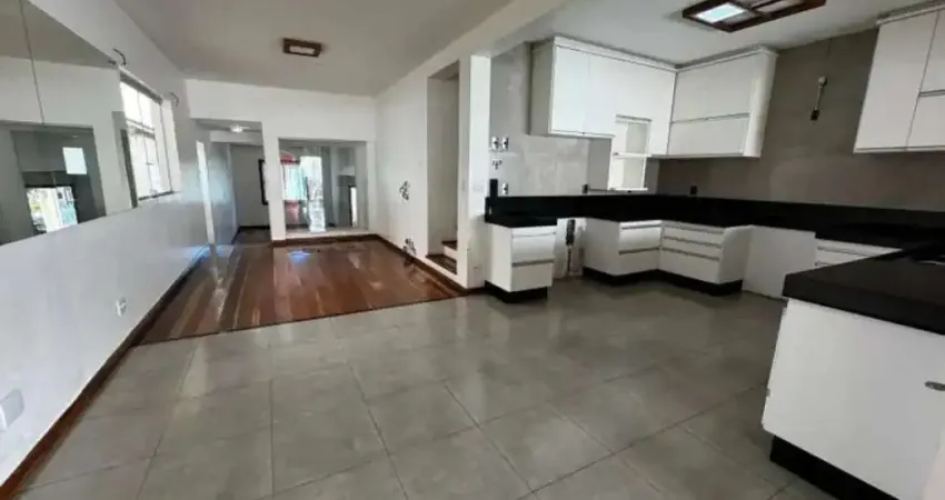 Casa com 4 quartos para alugar no Castelo, Belo Horizonte