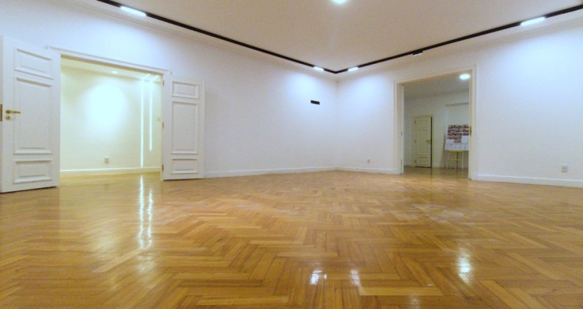 Apartamentos a venda na Avenida Oswaldo Cruz Flamengo