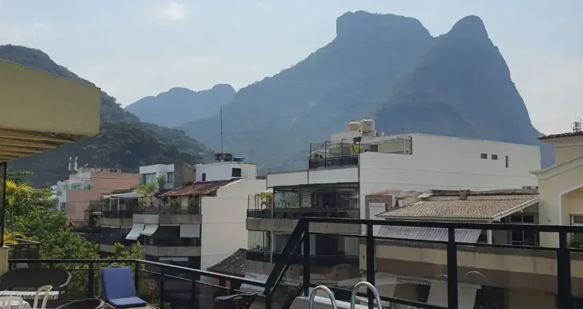 Cobertura com 3 quartos para vender no Jardim Oceanico Barra da Tijuca
