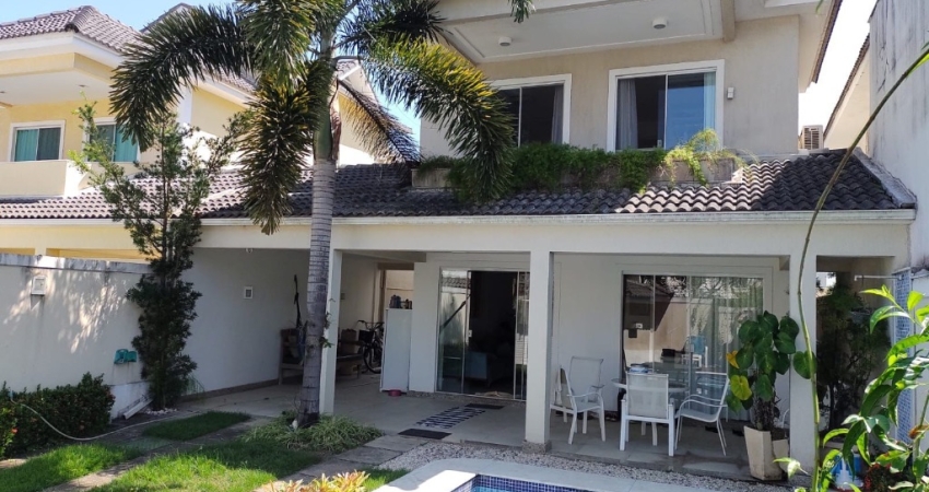 Casa Duplex com 4 Suítes à venda no Riviera del Sol