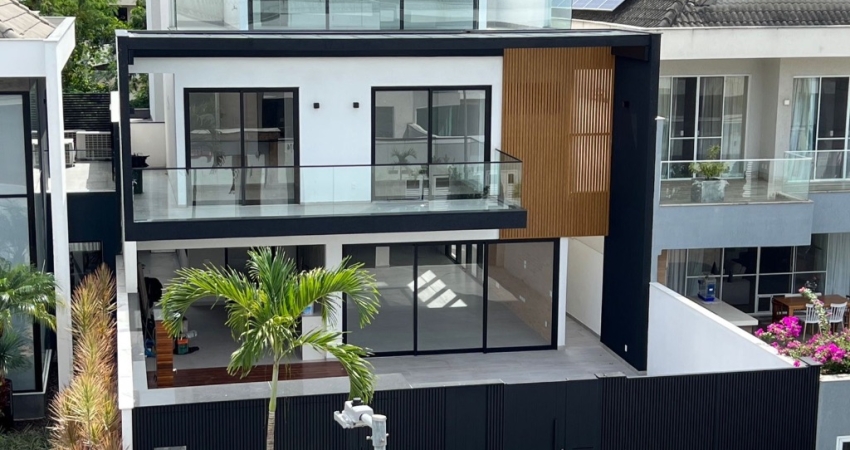Casa à venda no Art Life com 6 Suítes e com 282m2