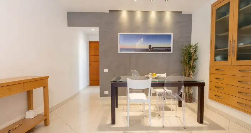 Lindo apartamento reformado à venda com 2 dormitórios em laranjeiras