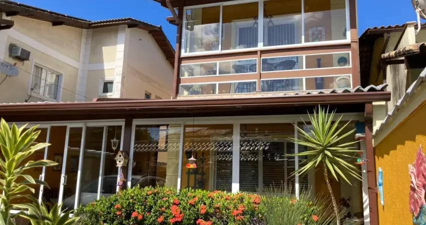 Casa em condomínio fechado com 3 quartos à venda itaipu, niterói