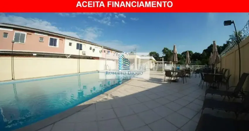 Magnífica casa em condomínio à venda em Vargem Pequena, Rio de Janeiro-RJ: 3 quartos, 1 suíte, 1 sala, 2 banheiros, 2 vagas, 77m².
