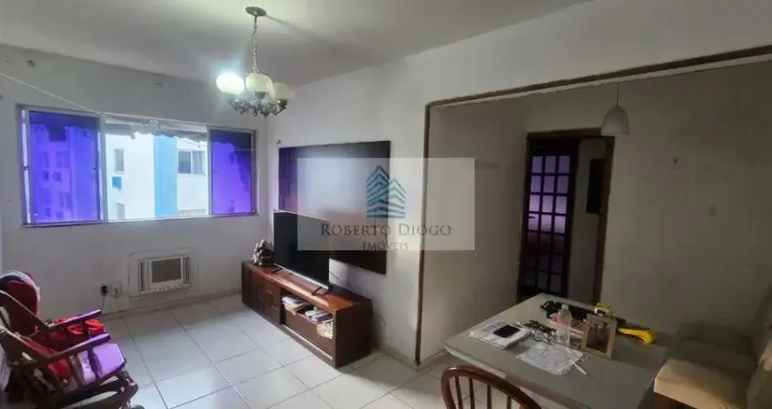 Apartamento à venda no rio de janeiro - rj, bairro camorim: 2 quartos, 1 sala, 1 banheiro, 1 vaga, 55m².