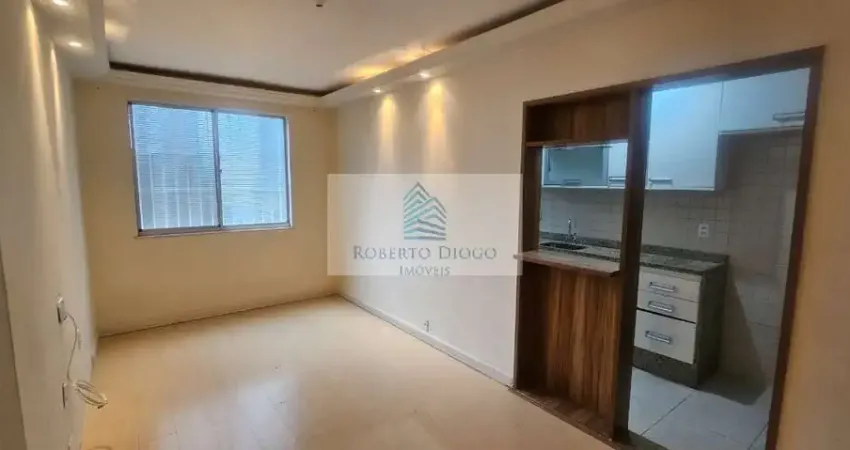 Apartamento à venda no rio de janeiro, camorim: 2 quartos, sala, vaga de garagem, 52 m² de área.