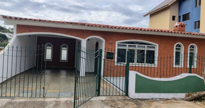Linda casa em Lindóia