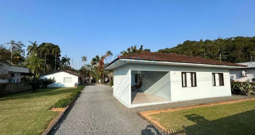 Casa com 3 quartos à venda no Beira Rio, Guaramirim 