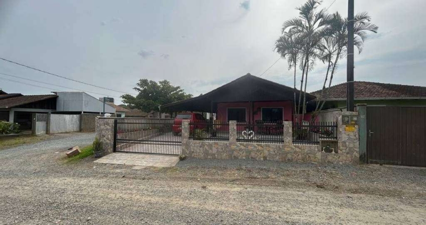 Casa para Venda em Guaramirim / SC no bairro Caixa D água