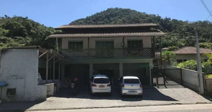 Casa com 4 quartos à venda na Ilha da Figueira, Guaramirim 