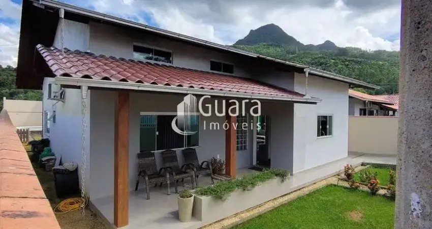 Casa com 3 quartos à venda na Rua Alvina Gorges Xavier, 50, Ilha da Figueira, Jaraguá do Sul