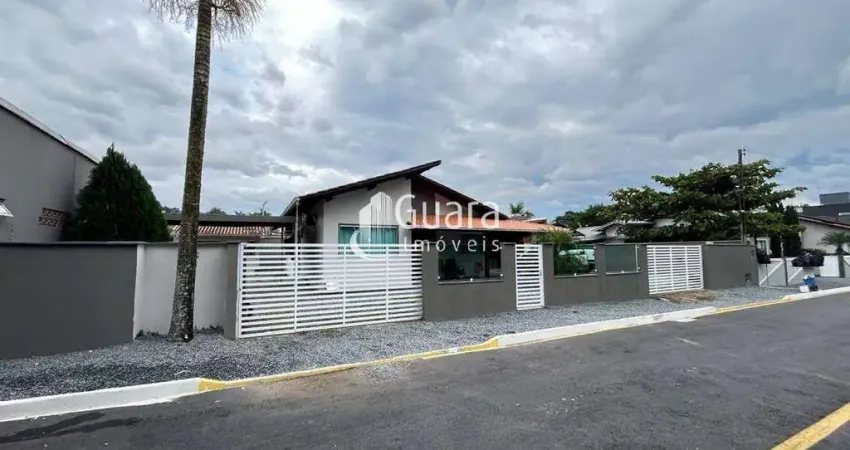 Casa com 3 quartos à venda na Olimpio João de Souza, 120, Guamiranga, Guaramirim