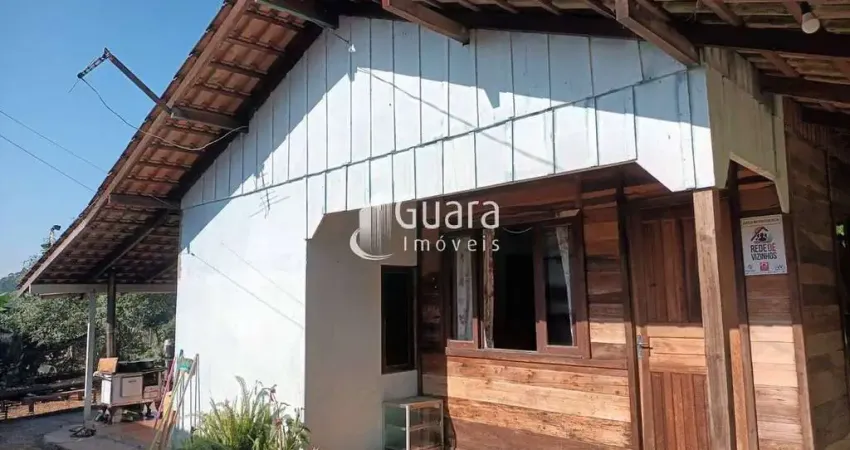 Casa com 2 quartos à venda na José Eugenio Buzzi, 341, Caixa D'Água, Guaramirim