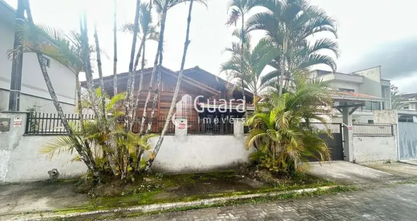 Casa com 2 quartos à venda na Pastor lorenz Hahn, 154, Nova Esperança, Guaramirim