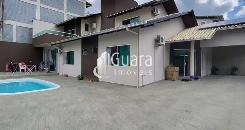 Casa com 4 quartos à venda na Luiz Balistieri, 54, Imigrantes, Guaramirim