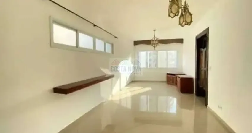 Apartamento com 122 m², frente ao mar, 2 dormitórios 2 banheiros 1 vaga de garagem demarcada