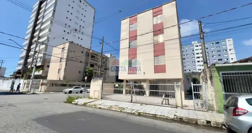 Apartamento com 1 quarto, 1 banheiro, 1 vaga de garagem no bairro Ocian